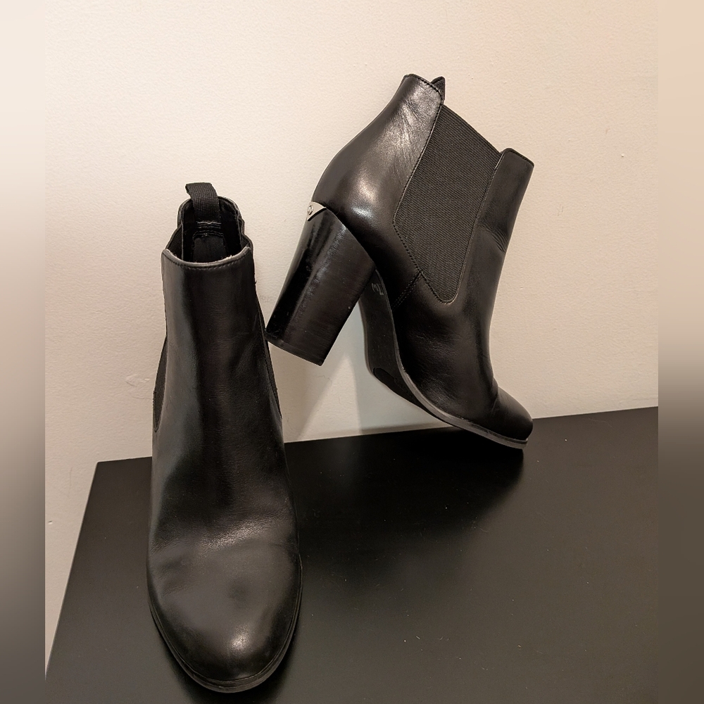 Michael Kors Black Leather Ankle Booties